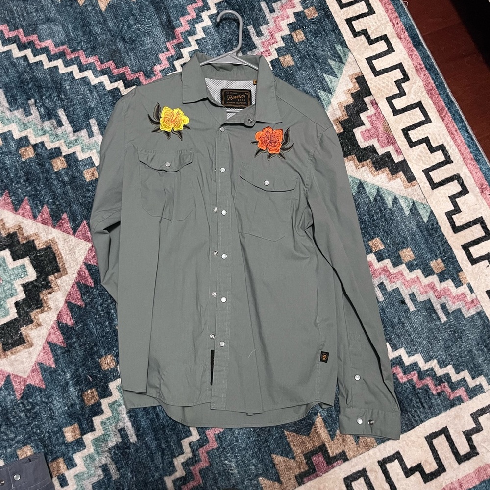 Howler Brothers Gray and Blue Casual Button Down Shirts - Picture 5 of 5